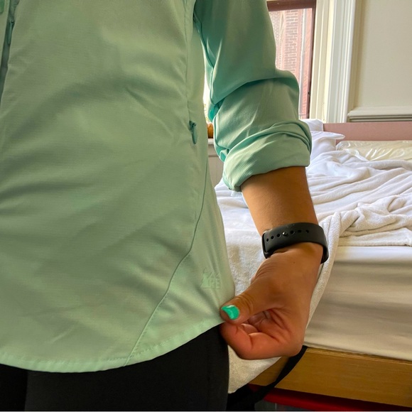 TEAL REI BUTTON UP ACTIVE SHIRT XS - Picture 4 of 6